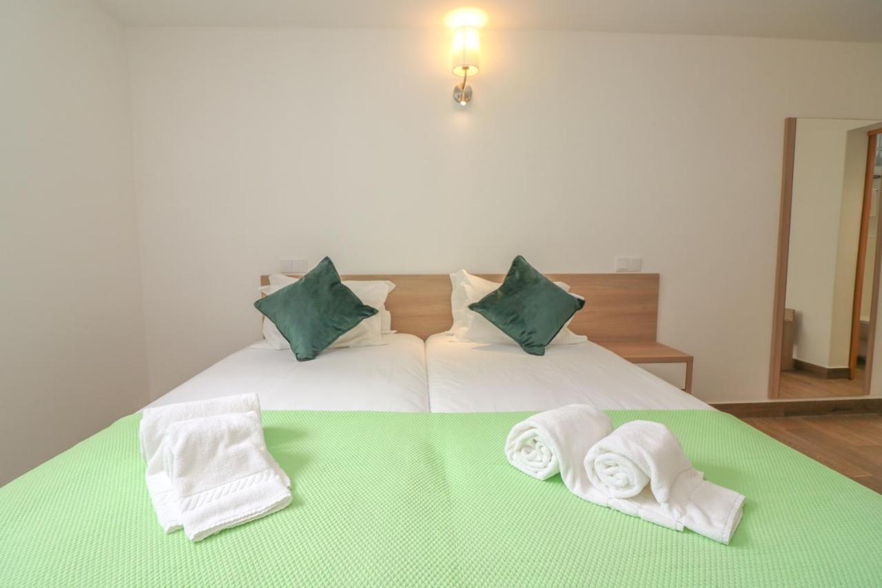 Little Break Guest House Lagos Exterior photo
