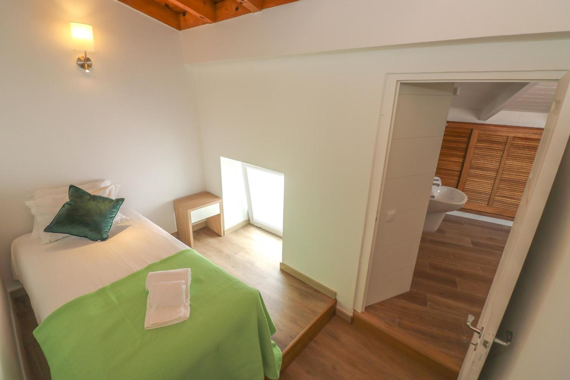 Little Break Guest House Lagos Room photo
